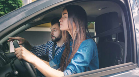 4 effective tips to choose the right driving course