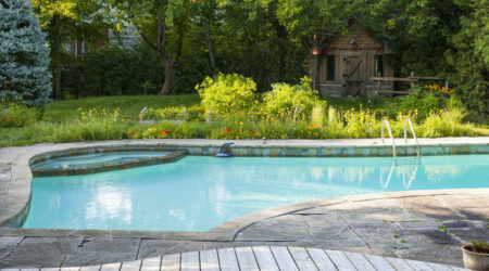 4 reasons why fiberglass swimming pools are better than concrete swimming pools