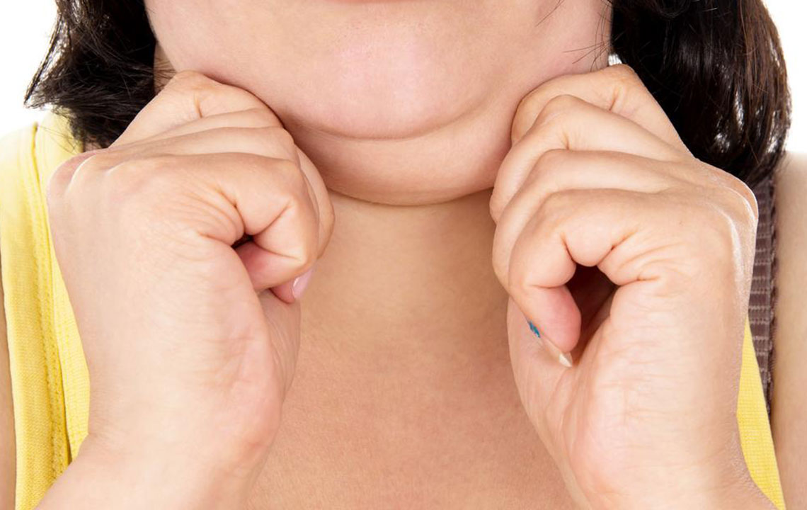 Struggling with a double chin? Here&#8217;s how you can get rid of it