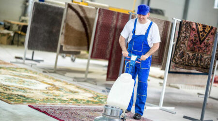 Pros and cons of carpet cleaning services available today