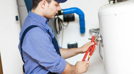 Pros and cons of instant water heater and storage water heater