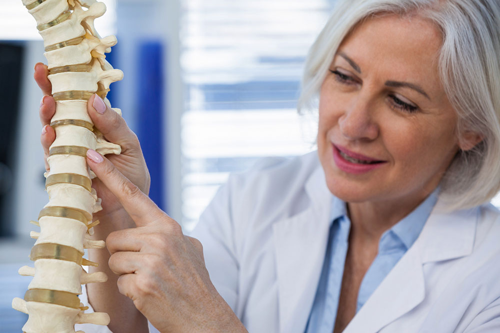 6 tips for finding the best spine surgeons