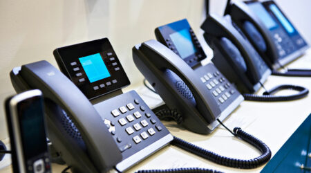 Navigating VoIP phones &#8211; Types, features, and buying considerations