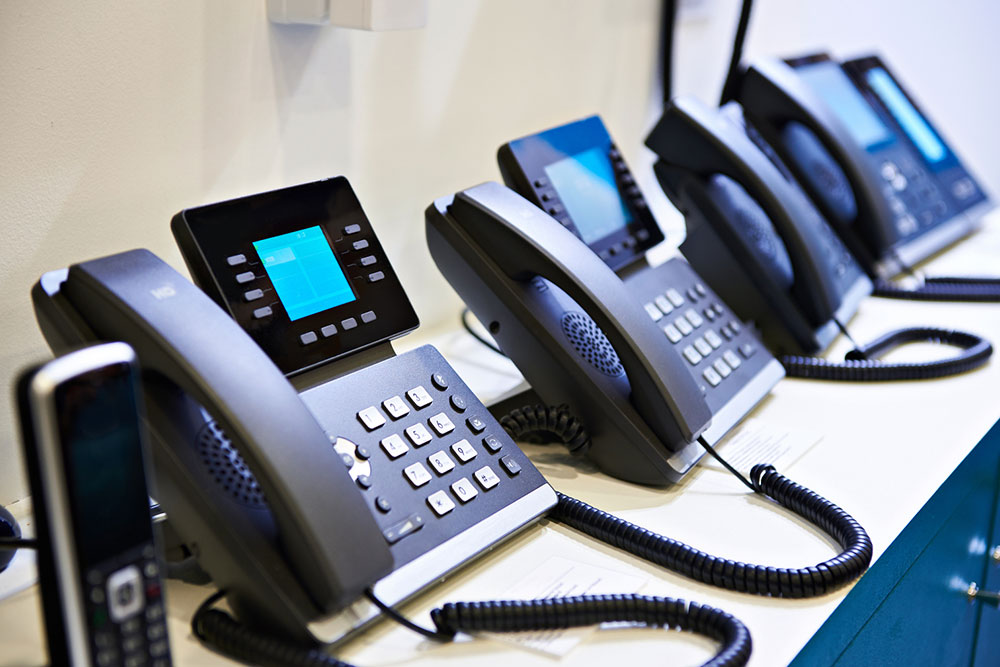 Navigating VoIP phones &#8211; Types, features, and buying considerations